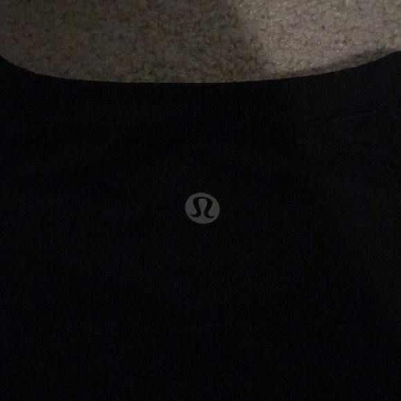 Lululemon top - Picture 3 of 3